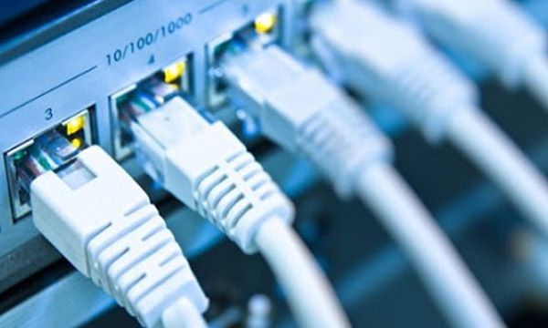 Сравнение кабельных и беспроводных сетей: что выбрать для нового офиса